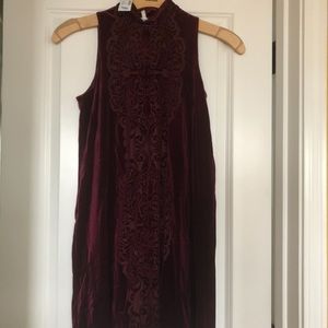 New velvety crop dress